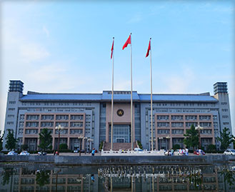 郑州大学